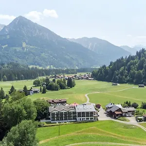 Wohlfühlhotel Frohsinn Hotel